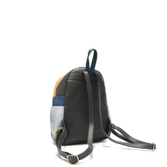 Mochila con solapa estampada