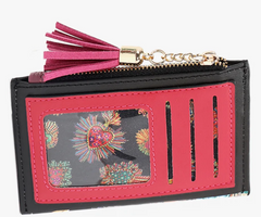 Zip Cardholder Nikky Makes Friends