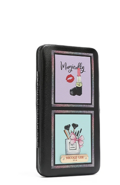 Cara Manicure Nail Set Amor Fuera Del Cuadro